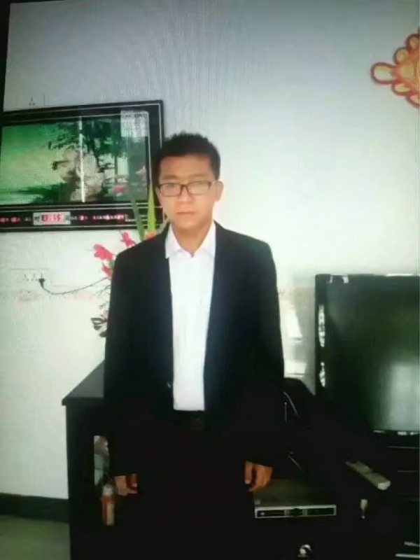 依然疼痛的第一张照片--连城相亲网