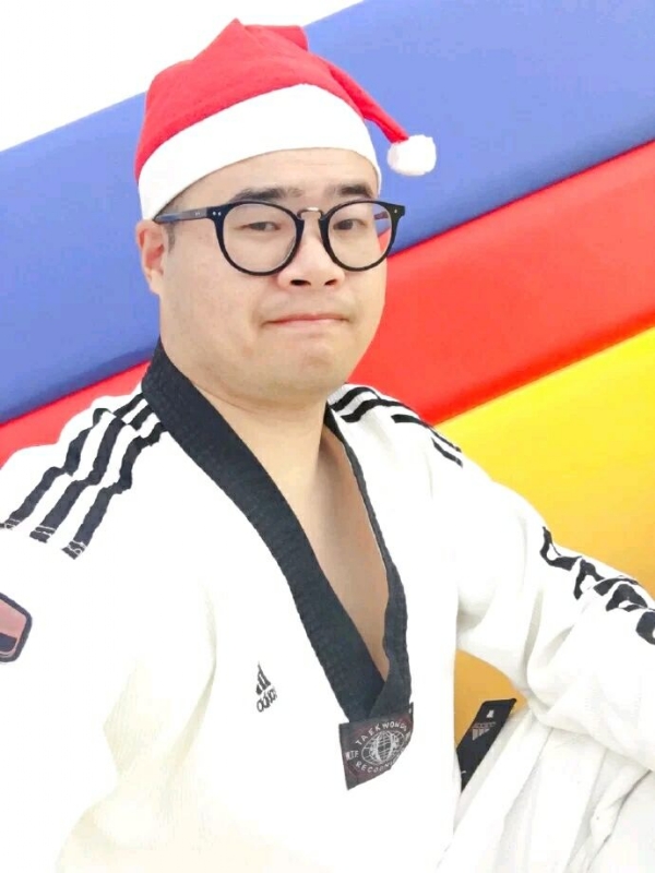 何当重相见的第一张照片--连城相亲网