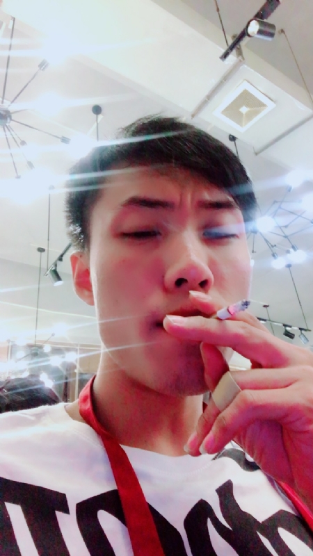 乐天的第四张照片--连城相亲网