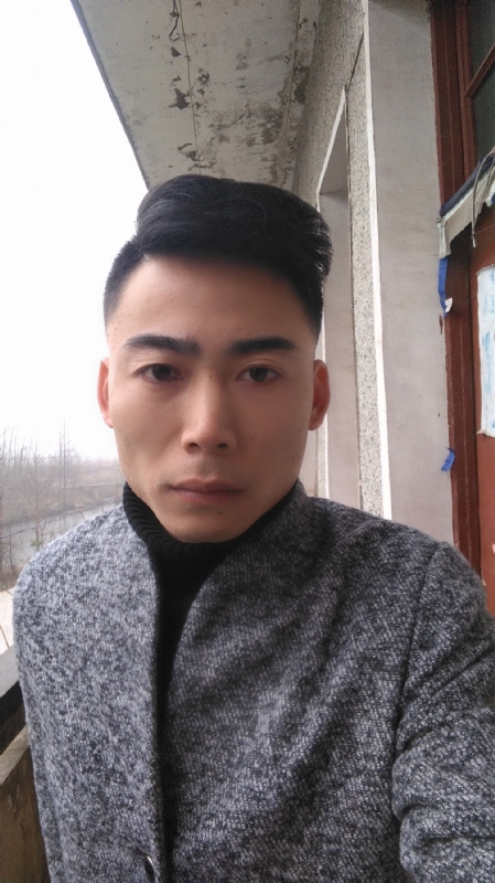 谁伴我闯荡的第一张照片--连城相亲网
