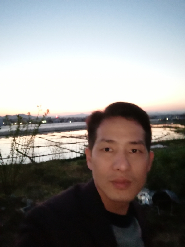 不忘初心的第一张照片--连城相亲网