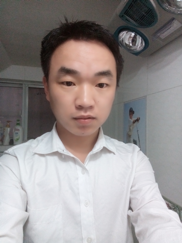 夜凉露沾衣的第二张照片--连城相亲网