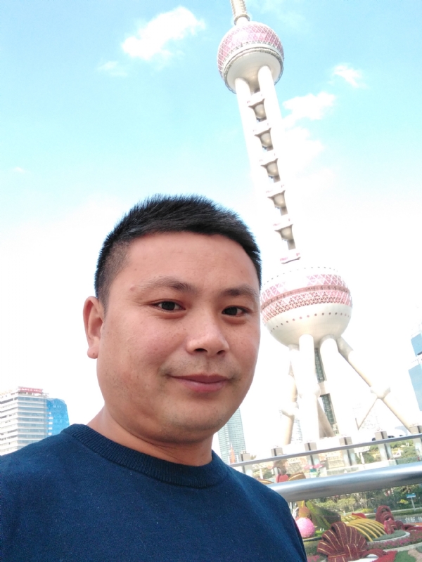 砥砺前行的第一张照片--连城相亲网