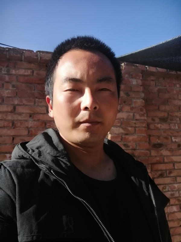 流年寂寞了谁的容颜的第一张照片--连城相亲网