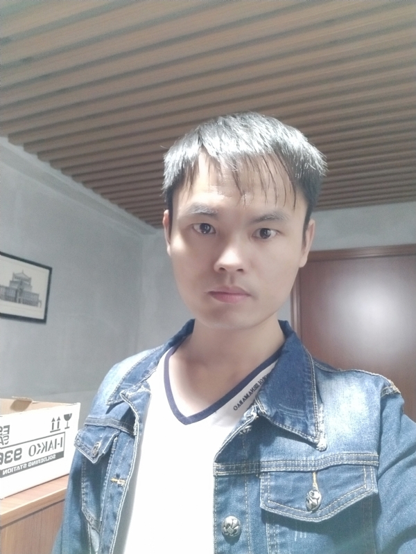 阿信的第一张照片--连城相亲网