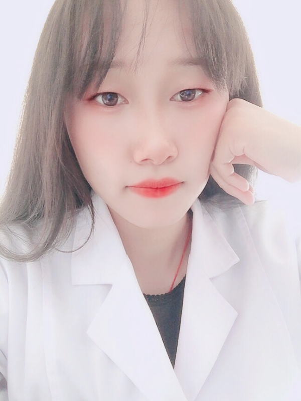白婚纱的第一张照片--连城相亲网