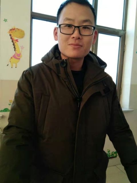 品上男人的第一张照片--连城相亲网