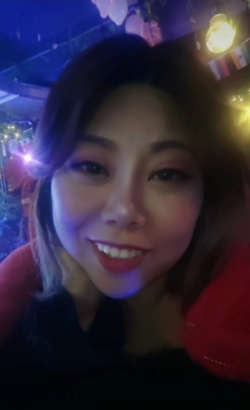 收快递的费仙女的第一张照片--连城相亲网
