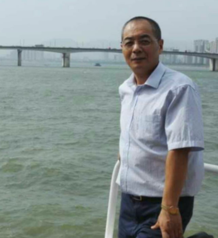 辛民的第二张照片--连城相亲网
