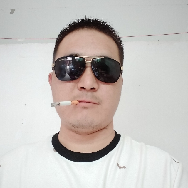 白伟伟的第一张照片--连城相亲网