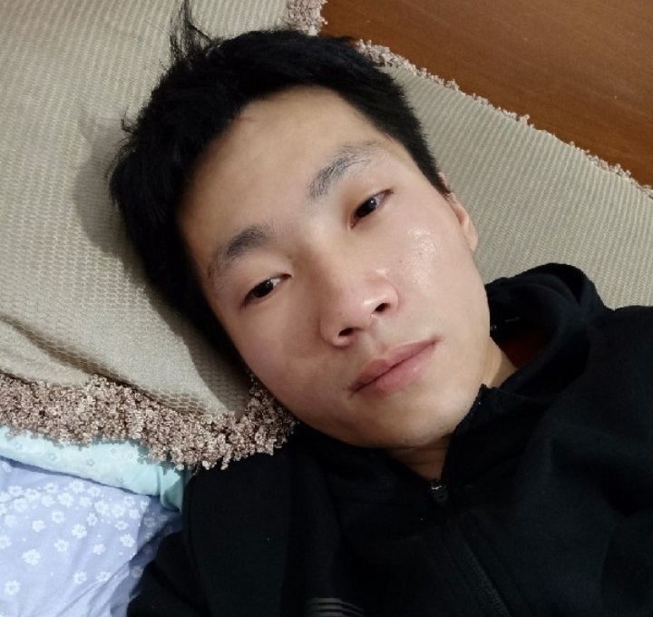 老鼠爱上猫的第一张照片--连城相亲网