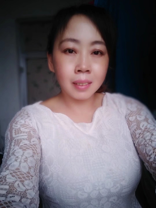 笑看人生的第一张照片--连城相亲网
