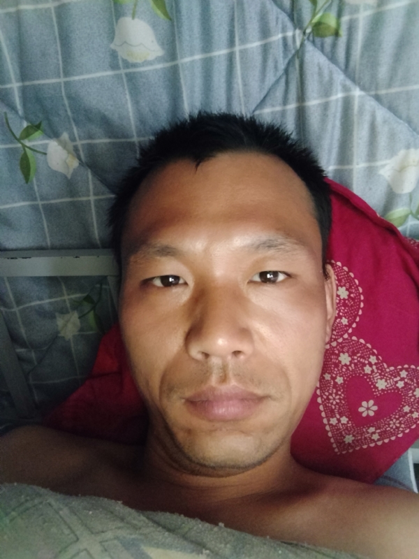 弘扬的第一张照片--连城相亲网