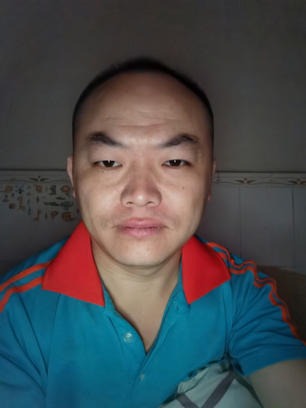 与子携老的第三张照片--连城相亲网