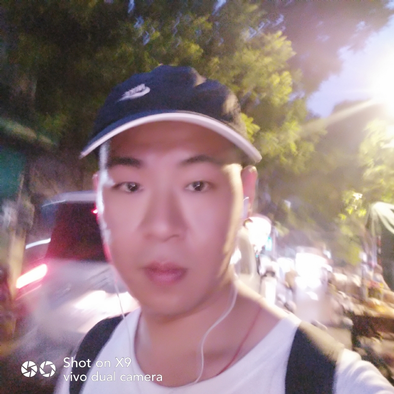 心跳男孩的第一张照片--连城相亲网