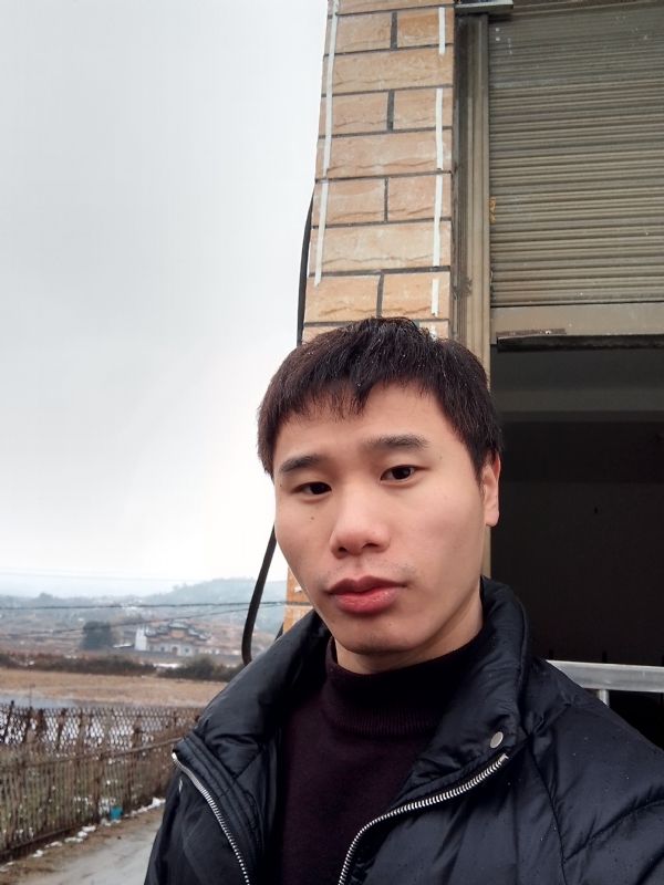 银色的羽翼的第一张照片--连城相亲网