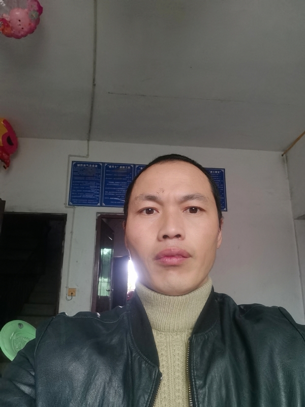 陈前的第一张照片--连城相亲网