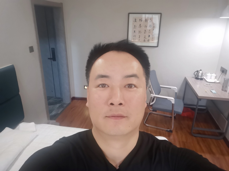 莫待花落空折枝的第一张照片--连城相亲网
