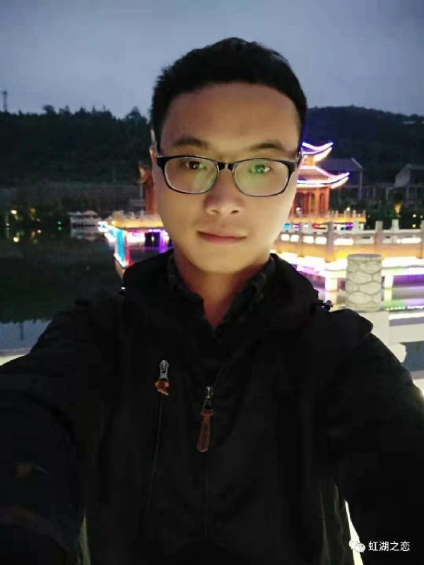 李逍遥的第一张照片--连城相亲网