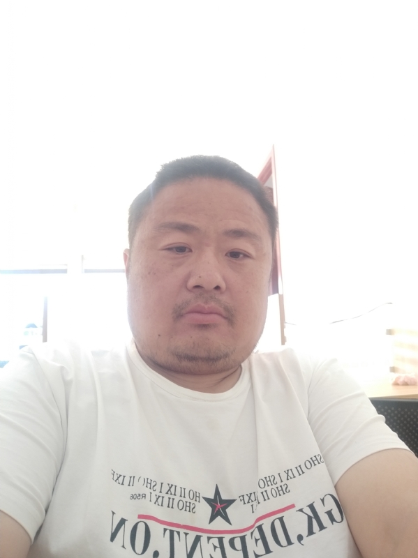 流星隐爱的第二张照片--连城相亲网
