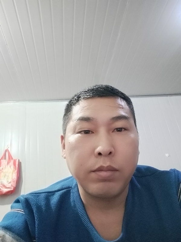 开着拖拉机去兜风的第一张照片--连城相亲网