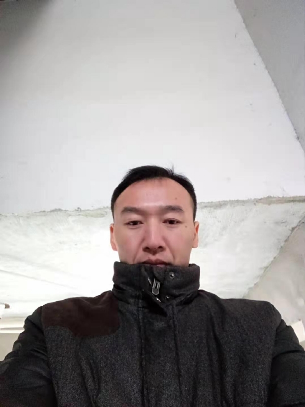 孤狼的第一张照片--连城相亲网