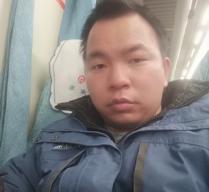 淡定的第一张照片--连城相亲网