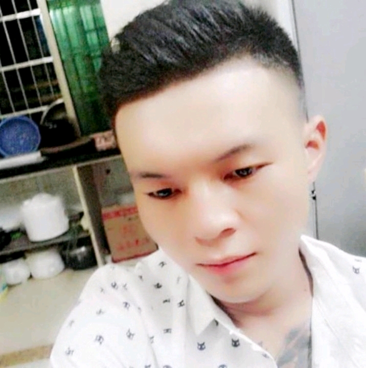 子龙的第一张照片--连城相亲网