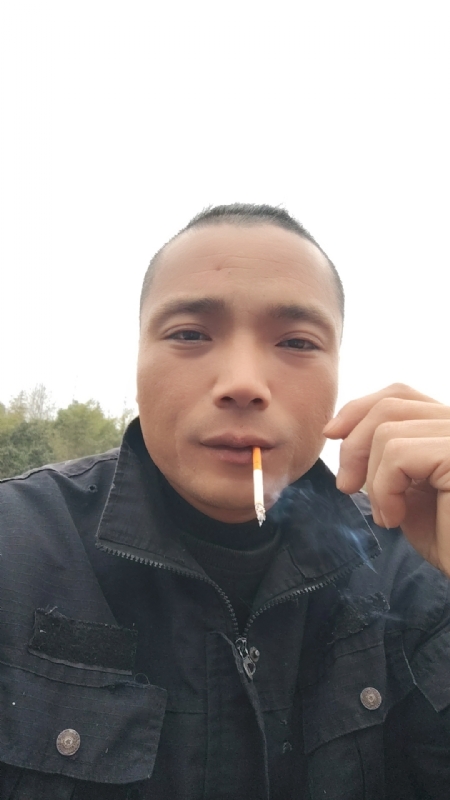 伯爵的第一张照片--连城相亲网