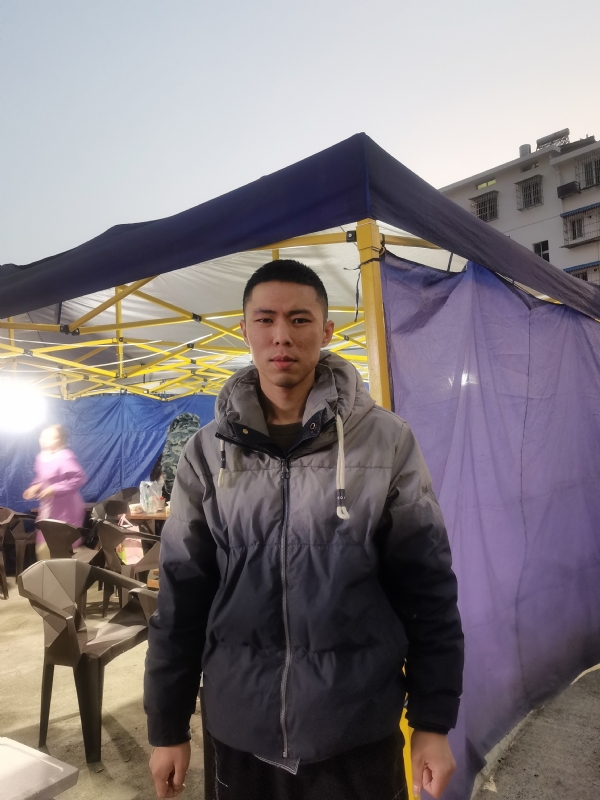 谁谁谁的第一张照片--连城相亲网