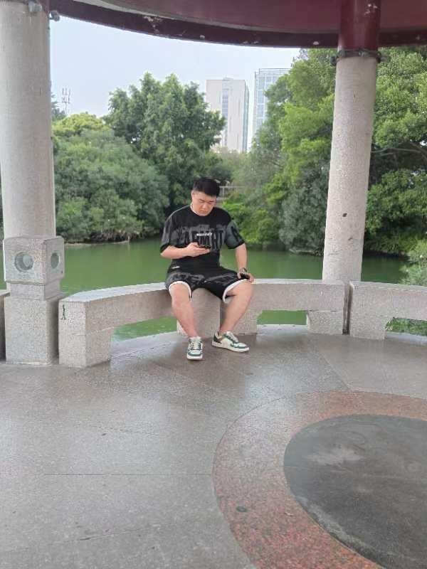不善挽留的第一张照片--连城相亲网