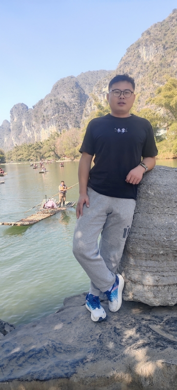 受过伤的狼的第三张照片--连城相亲网