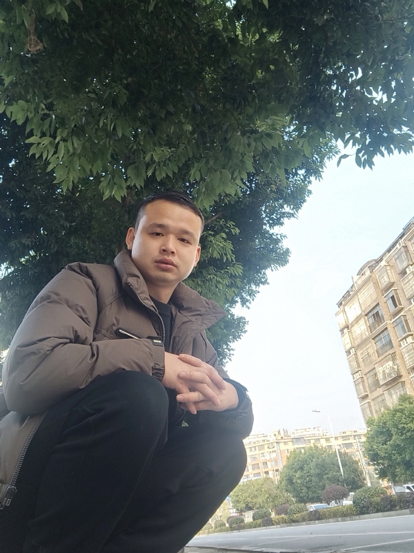 诗和远方的第一张照片--连城相亲网