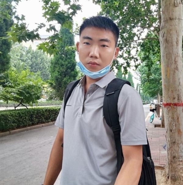90年男征婚的第一张照片--连城相亲网