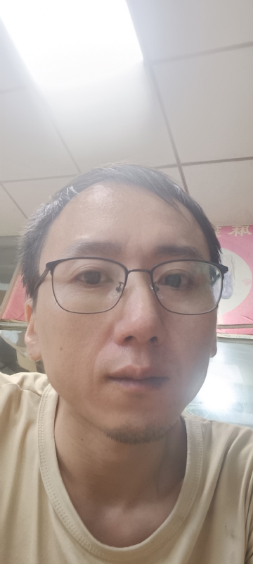 想胖的瘦子的第一张照片--连城相亲网