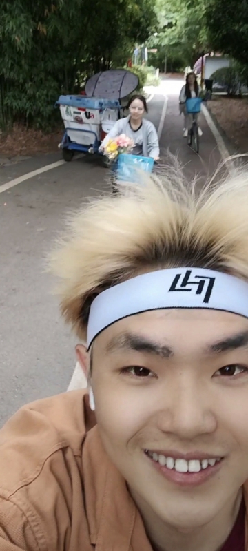 求安稳的第一张照片--连城相亲网
