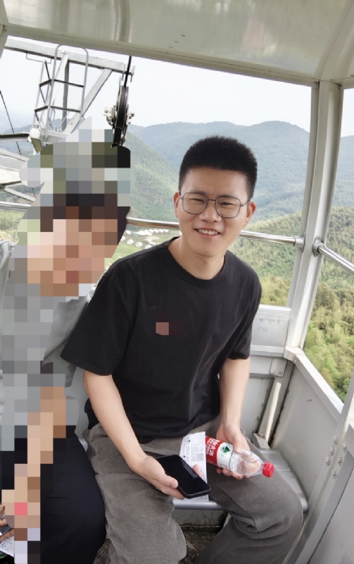 奔奔笨笨的第三张照片--连城相亲网